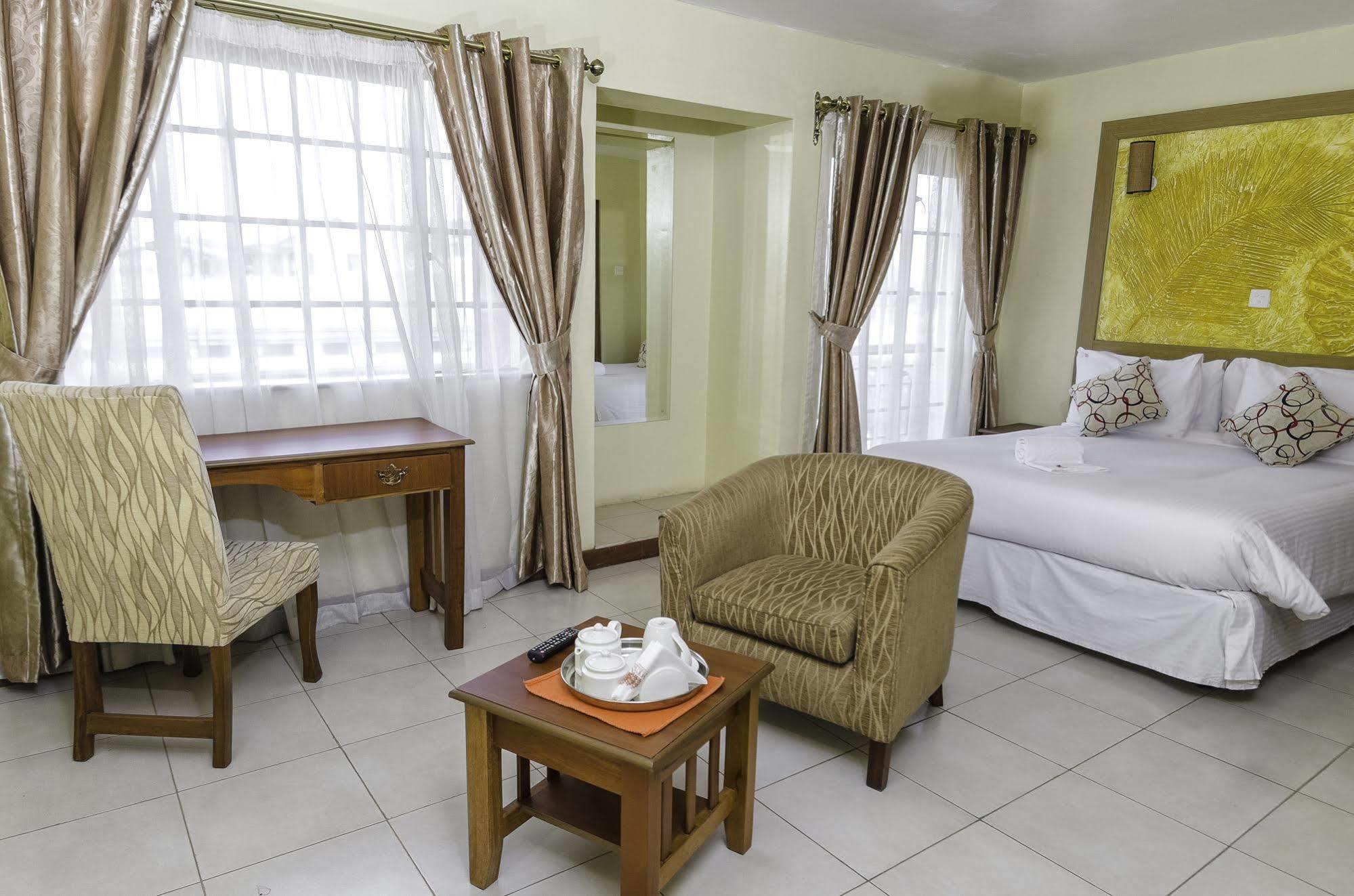 Mvuli Suites Nairobi Buitenkant foto