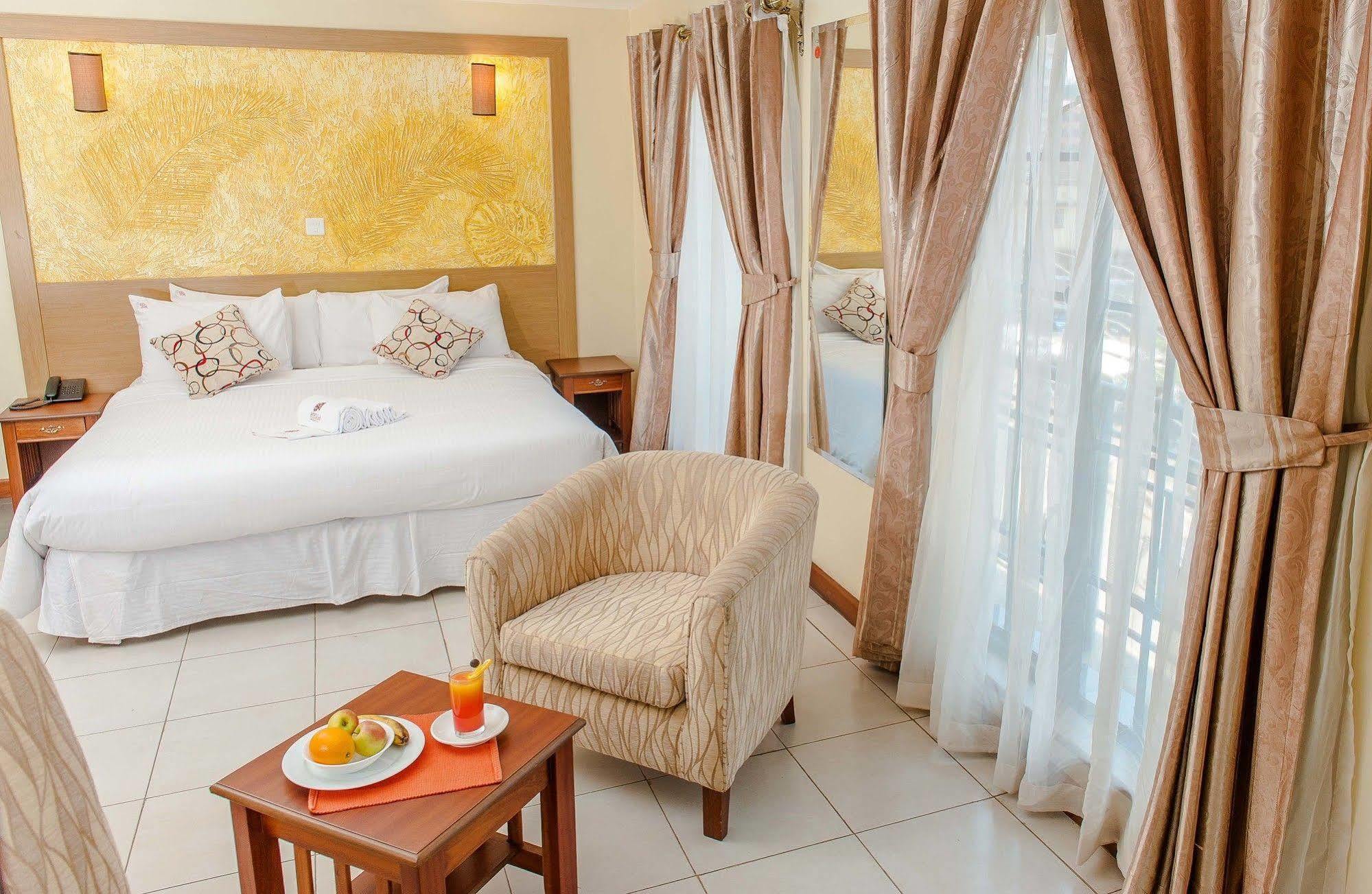 Mvuli Suites Nairobi Buitenkant foto