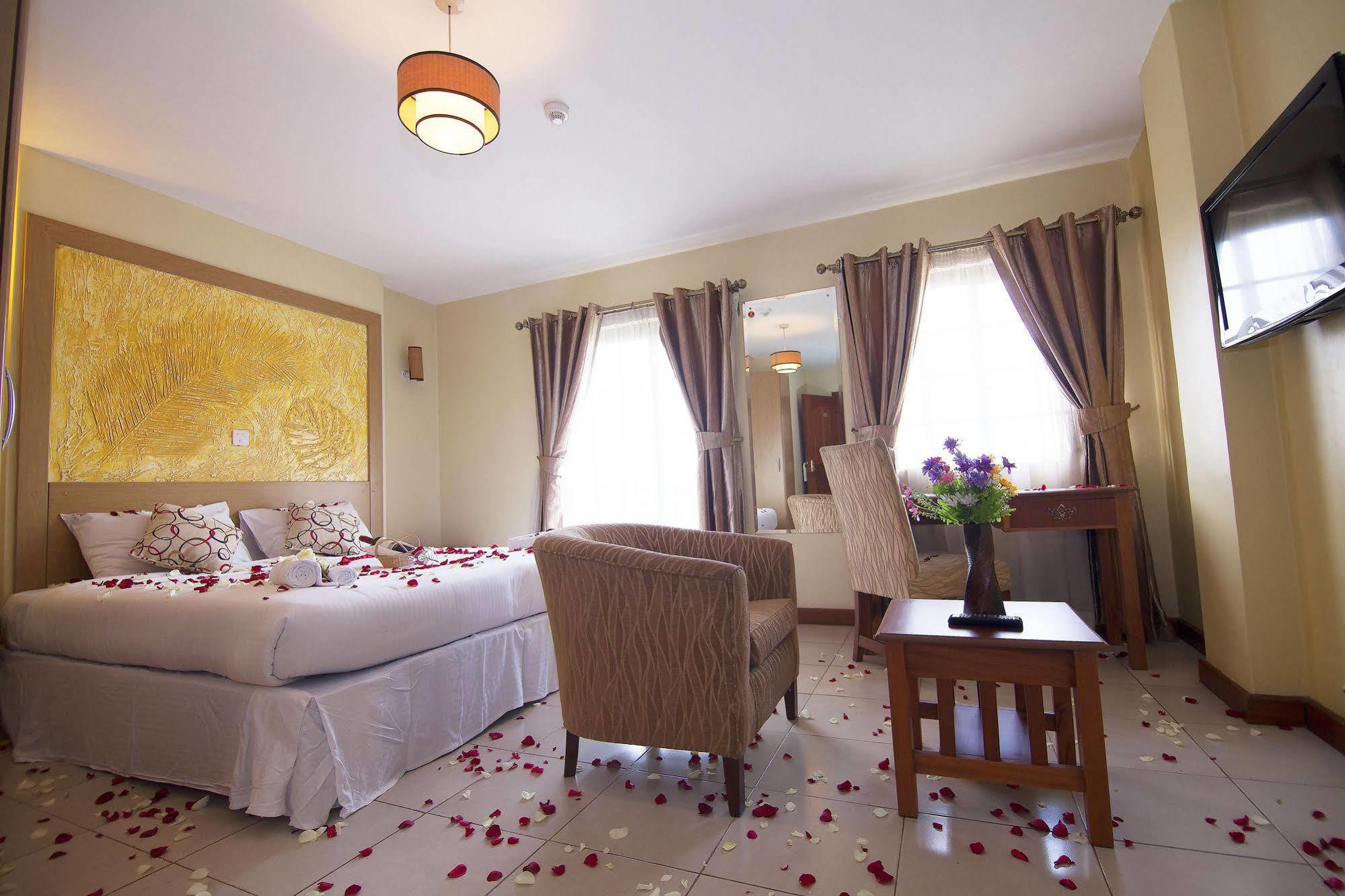 Mvuli Suites Nairobi Buitenkant foto