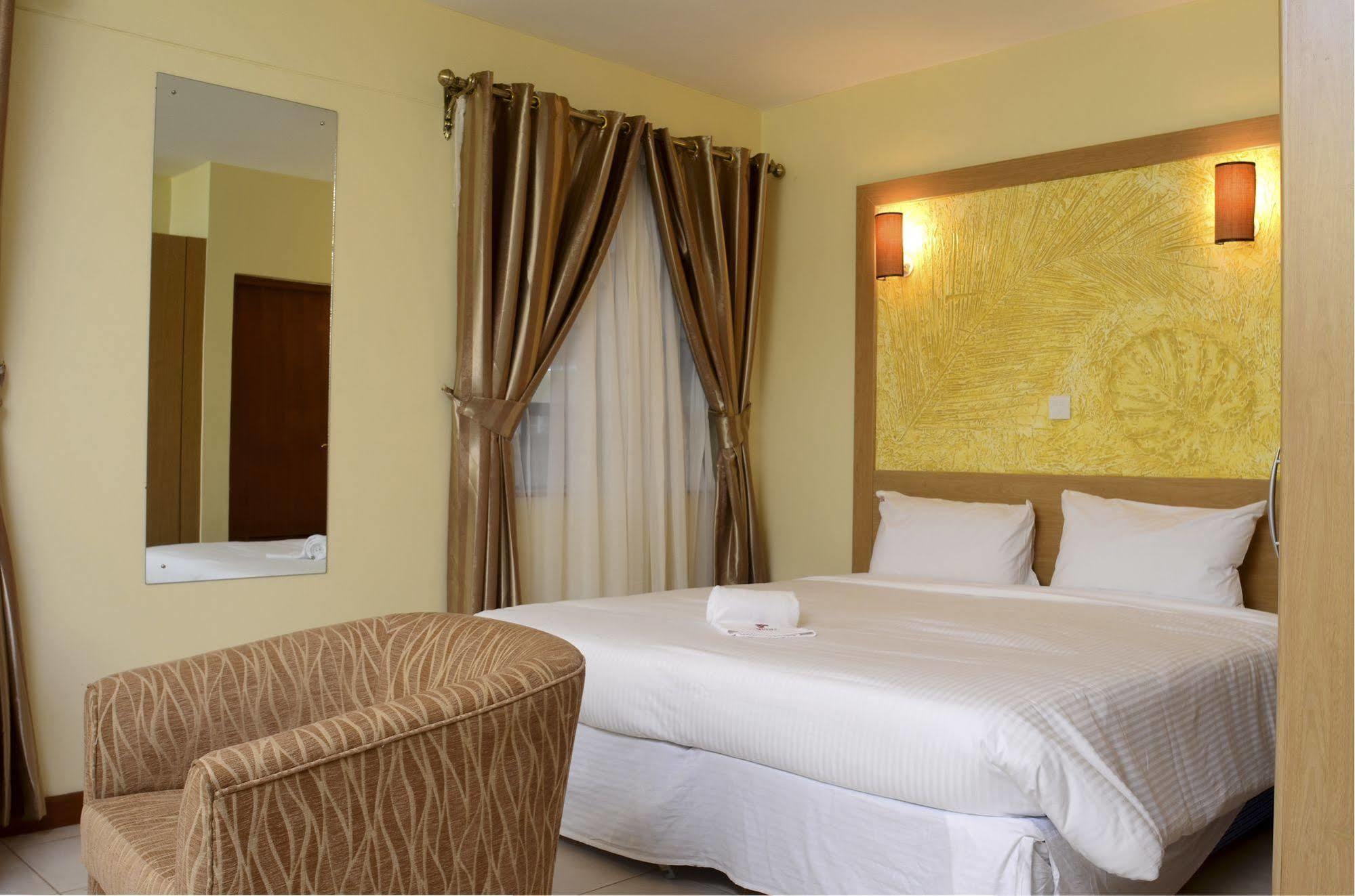 Mvuli Suites Nairobi Buitenkant foto